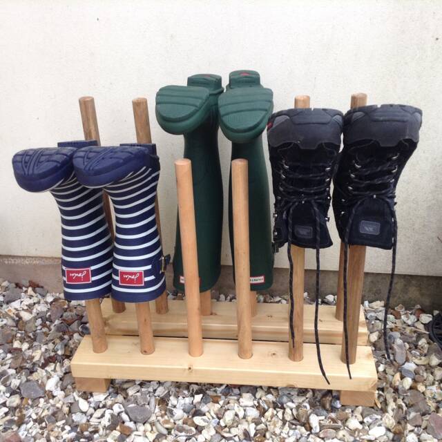 Wooden Welly Boot Rack Light Oak Finish, Holds 6 Pairs - image 1