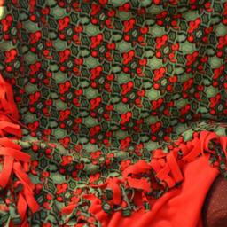 Hollyberry Fleece Christmas Throw - thumbnail 4
