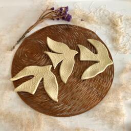 Handmade Set Of 2 Yellow Flower Textured Ceramic Swallows - Bird Wall Decor, Host Gift - thumbnail 2