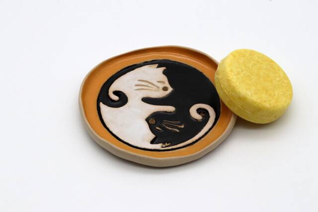 Cute Cats Ceramic Soap Dish, White & Black Ying Yang Bathroom Decor, Modern Accessories, Best Cat Lover Gift - image 1