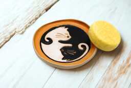 Cat Bathroom Decor Ceramic Soap Dish With Drain Bath Gift Yin Yang Design Artisanal Stoneware Pottery Handmade Lovers