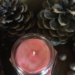 Cranberry Chutney, Hand Made, Poured, All Natural, 100% Soy Candle in 4 Oz. Glass Hexagon Jar With Metal Lid - thumbnail 3