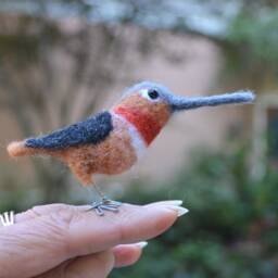 Mr. Rufous Hummingbird, Needle Felted Bird Fiber Sculpture - thumbnail 2