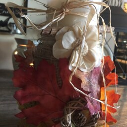 Decorated Candle Hilder And - thumbnail 2