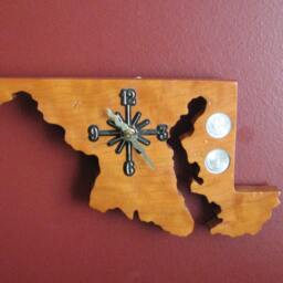 Handmade Maryland State Quarter Clock, Wood Wall Decor - thumbnail 3