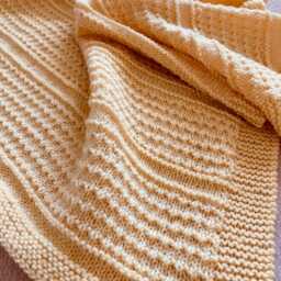 Pretty Hand Knitted Baby Blanket ~ Biscuit/Pale Yellow Lightweight Easy Care Acrylic - thumbnail 4