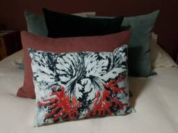 Cushion, Velvet Square Decorative Rectangular Flower Pattern Fabric