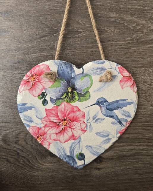 Hummingbird Flower Heart Slate Plaque Wall Hanging Decoration Large 20cm Bird Gifts - image 1