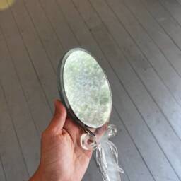 Sun Hand Mirror - Bow Ribbon Hand Mirror With Sun & Sparkle Engraving, Face Mirror, Acrylic Playful - thumbnail 3