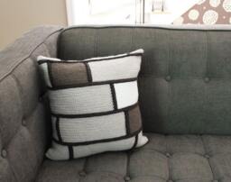 Crochet Throw Pillow Tan/Brown/White Bricks, Decorative Accent Pillow, 16 X - thumbnail 3