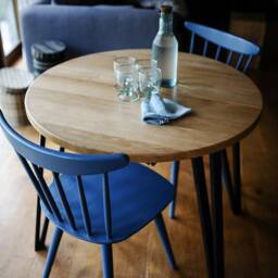 Expandable Round Dining Kitchen Table, Solid Sustainable Oak, Customisable, Oakwell Collection - thumbnail 3