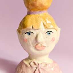 2 in 1 Candle Holder & Vase Woman With Bun Blond - thumbnail 3