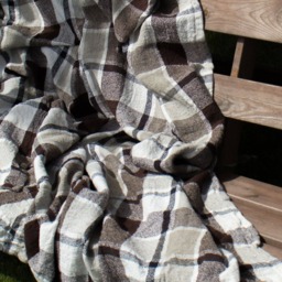 Warm Checkered Linen Bed Cover/Blanket - thumbnail 2