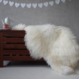 "White Sheepskin Rug, Genuine Leather, Polish Tatra Mountains - 48"" X 28" - thumbnail 2