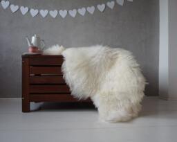 "White Sheepskin Rug, Genuine Leather, Polish Tatra Mountains - 48"" X 28" - thumbnail 1