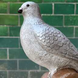 Stone Dove Figurine Concrete Peaceful Bird Sculpture Handmade Statue Outdoor Memorial Decor Garden Pigeon Ornament Lover Gift - thumbnail 3