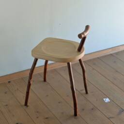 T-Shaped Chair C - thumbnail 2