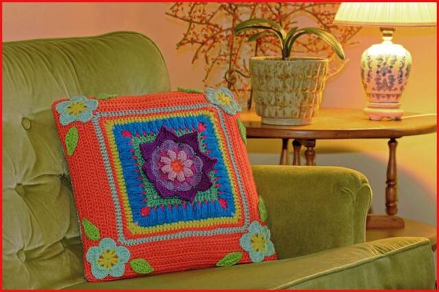 Digital Download PDF Written Crochet Pattern For The Blooming Daydreams Throw Pillow