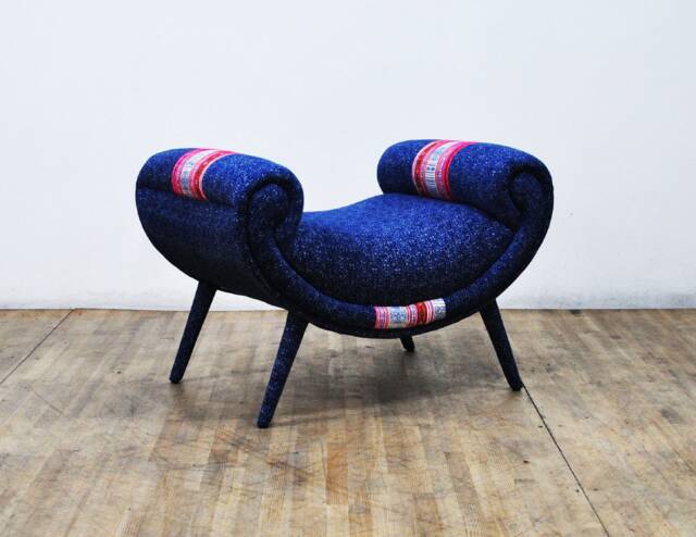 Smiley Pouf - Blue Love - image 1