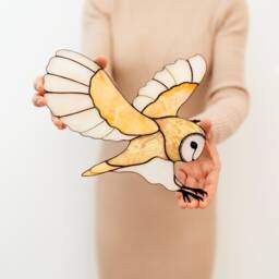 stained Glass Barn Owl Wall Hanging Nature-Inspired Art Bird Decor Owl Ornament Housewarming Gift Farmhouse - thumbnail 1
