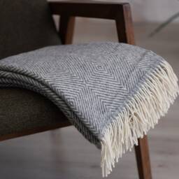 Natural Scandinavian Sheep Pure Wool Grey Diamond Pattern Woven Plaid Blanket Throw Geometric Daybed Large Sofa - thumbnail 3