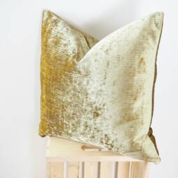 Shiny Gold Velvet Pillow Metallic & Luxe Cover - thumbnail 3