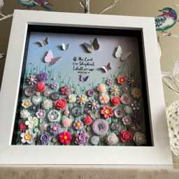 The Psalms Flower Meadow, Bible Verse Decor, Christian Theme Art, Lord Is My Shepherd, Psalm 23, Floral Button Art Gift - thumbnail 3