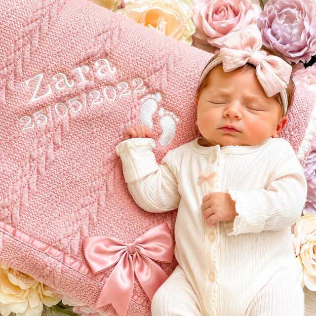 Personalised Baby Blanket Cable Knit Bow Footprints Embroidered Shower Newborn Gift New Boy Girl - image 1