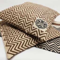 Hand Block Printed Cotton Pillow Cover Geometric Design - Leheria Brown - thumbnail 2