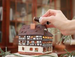 Handcrafted Ceramic Tealight Holder - Miniature Replica Of Tanners House in Strasbourg B252 - thumbnail 1
