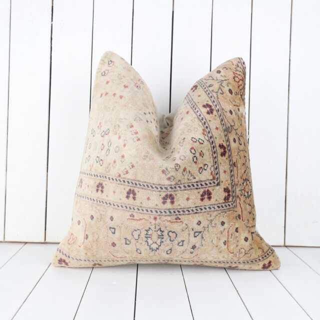 Turkish Kilim Pillow Cover Vintage Anatolian Home Decor - 20x20 Inch - image 1