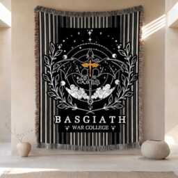 Basgiath War College Dragon Woven Blanket, Fourth Wing Inspired Throw, Fantasy Gift, Dark Academia Booktok Decor - thumbnail 1