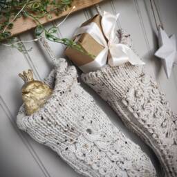 Hand-Knitted Christmas Stocking. Vintage Style Aran Wool. Beige Tweed - thumbnail 2