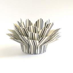 Paper Lotus Lantern -Black & Cream Stripe - thumbnail 3