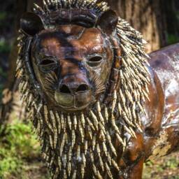 Limited Edition Hand Crafted Recycled Metal Lion - thumbnail 3
