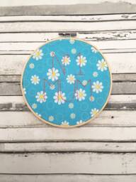 Number 1 Mum Embroidery Hoop Wall Art, Mother's Day Gift, Embroidered Decoration - thumbnail 1