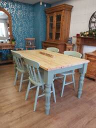 Brand New 4Ftx 3Ft Farmhouse Fluted Dining Table & 4 Matching Spindle Back Chairs Painted in Breakfast Room Green - thumbnail 1