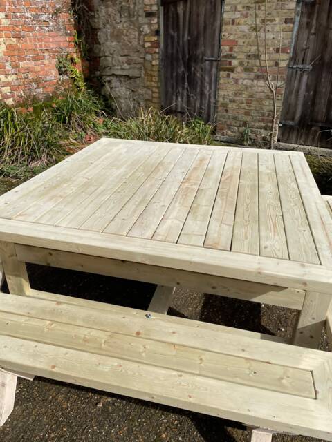 Square Garden Outdoor Patio Table & 4 X Leg Benches - image 1