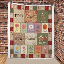 Personalized Mom To Grandma Quilt - Custom Family Name Flower Blanket Gift - thumbnail 2