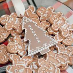 Personalized Gingerbread Stocking Tag, Holiday Gift Tags, Acrylic Christmas Name Custom Tag - thumbnail 4
