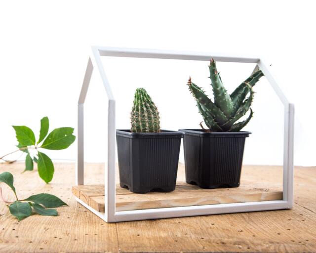 White Iron House Plant Holder Nordic Minimalist Display - image 1