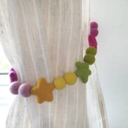 Bright Star Curtain Felt Ball Pom Tie Backs, Holdbacks - thumbnail 3