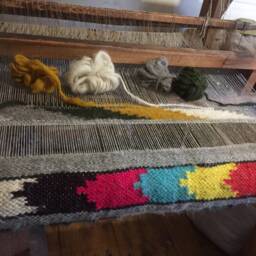 Handwoven Wool Blanket Ukrainian Hutsul Kilim Rug, Floral Design - 150x200cm - thumbnail 3