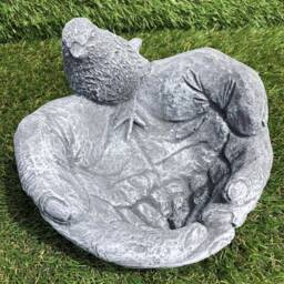 Large Bird in Hand Feeder Concrete Outdoor Animal Frost Protected - thumbnail 2