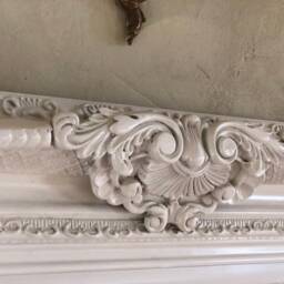 statement Antique White Ivory Cream Wooden Large Swept Gilt Ornate French Over Mantle Leaner Wall Beveled Mirror 7 Ft X 4 - thumbnail 4