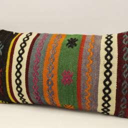 Boho Lumbar Vintage Kilim Pillow Cover, Turkish Wool 12x24 - thumbnail 3