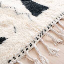 Authentic Beni Ourain Rug, Soft Moroccan Rug 5x8 Ft - thumbnail 4