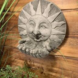 stone Garden Sun With Hands Bird Feeder Wall Hanging Plaque Ornament - thumbnail 4