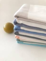 Handwoven Organic Cotton Turkish Towel Elegant Black Peshtemal