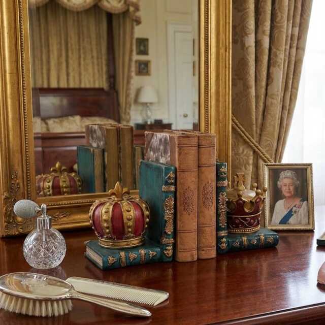 Crown Bookends - image 1